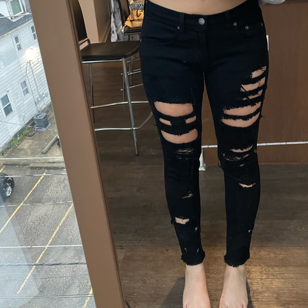 Carmar black ripped jeans